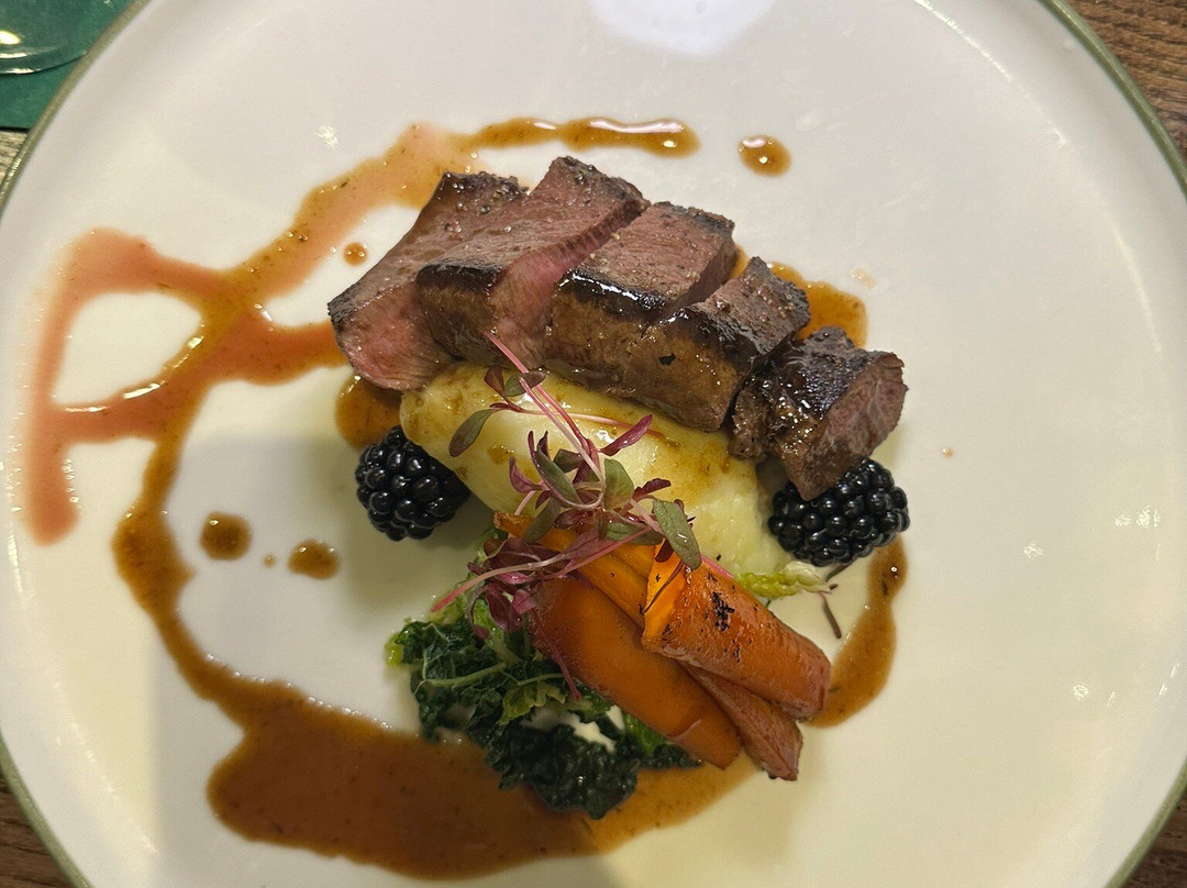 Houghton's Bistro