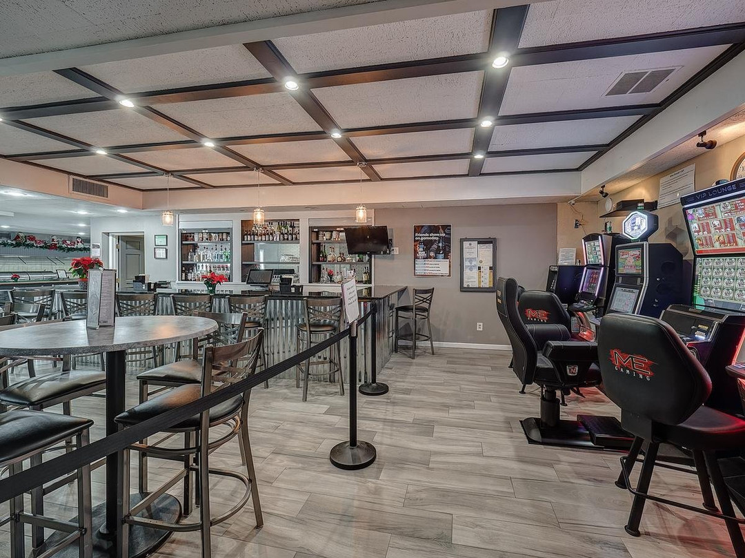 Eastland Suites Hotel & Conference Center