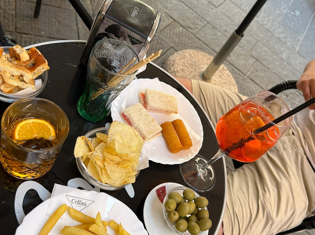 Bar Crystal-基亚瓦里必去景点