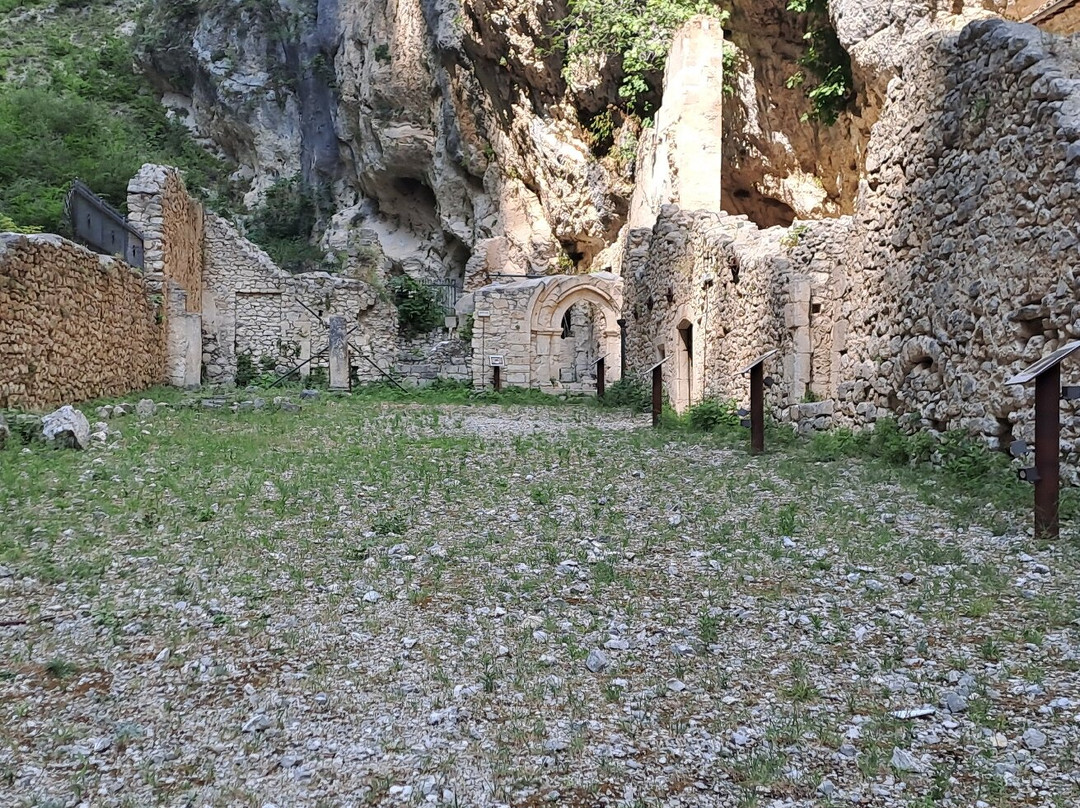 Monastero di San Martino In Valle景点图片