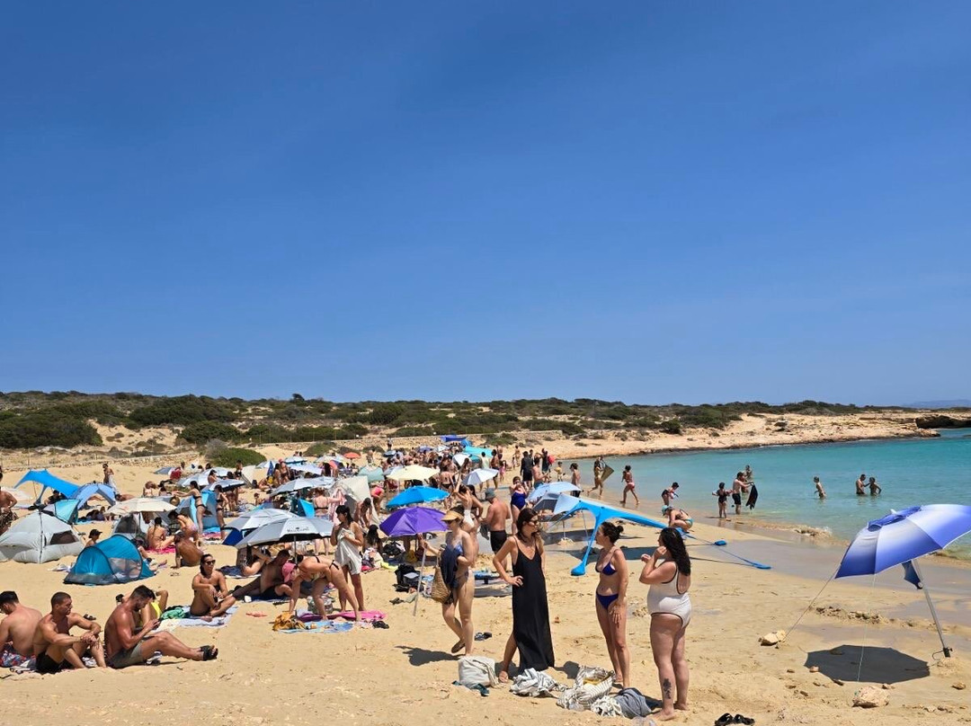 Italida Beach景点图片