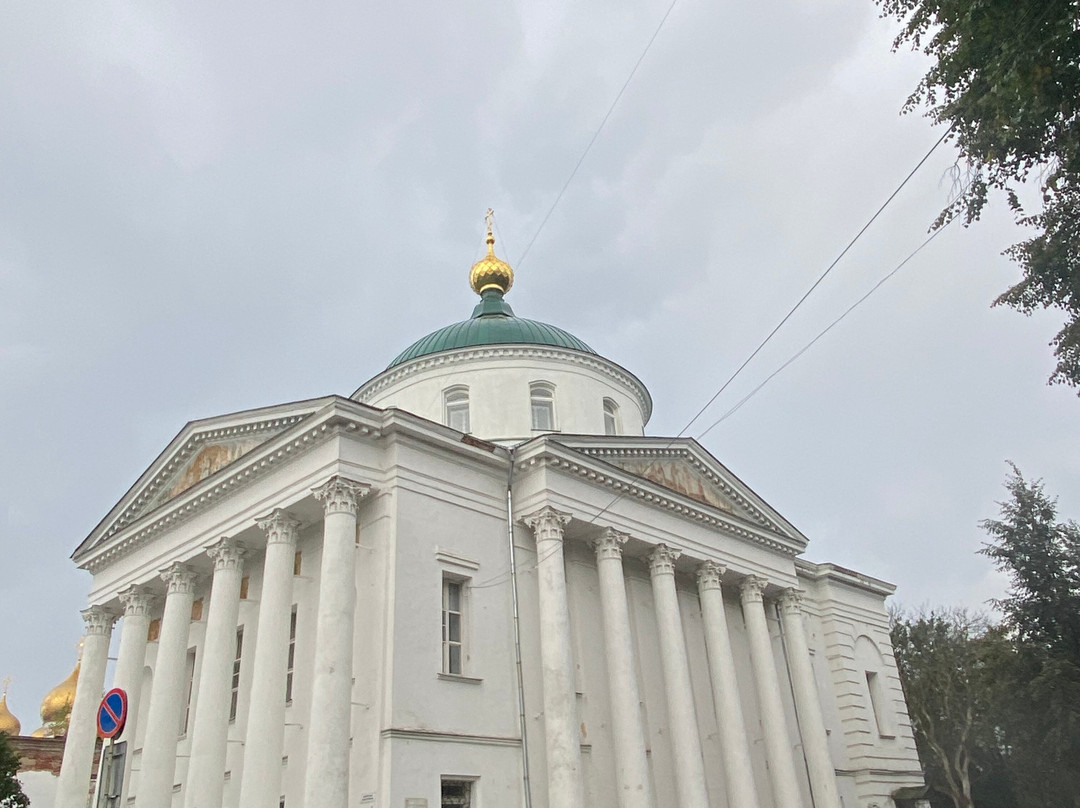 Ilyinsko-Tikhonovsky Church景点图片