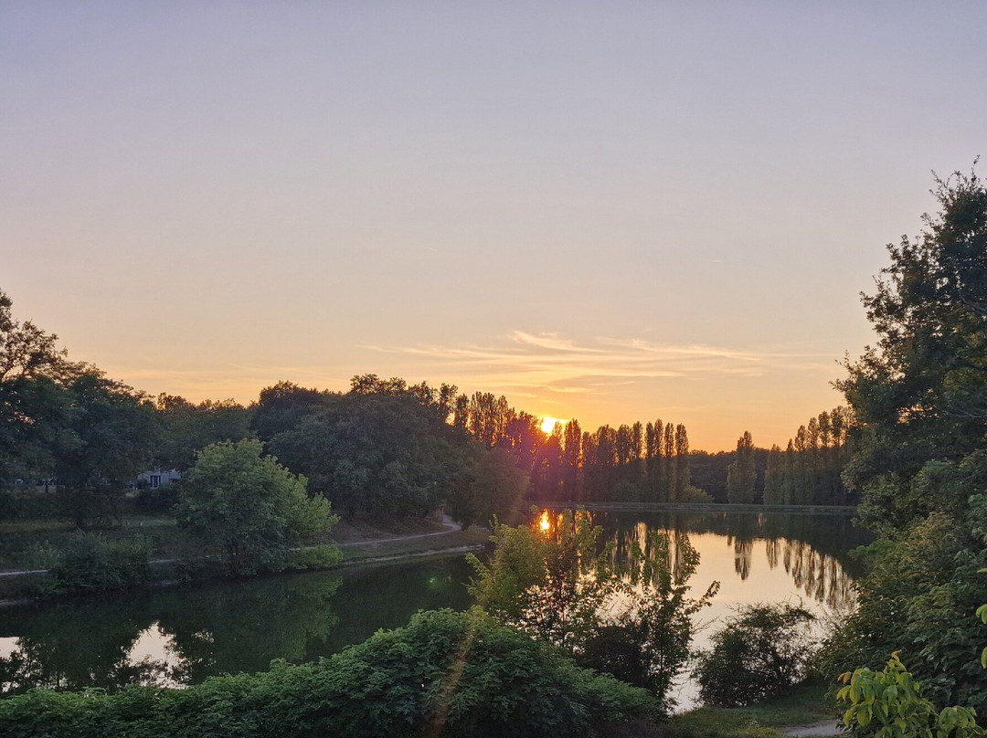 Hotel Restaurant La Dame Du Lac主图