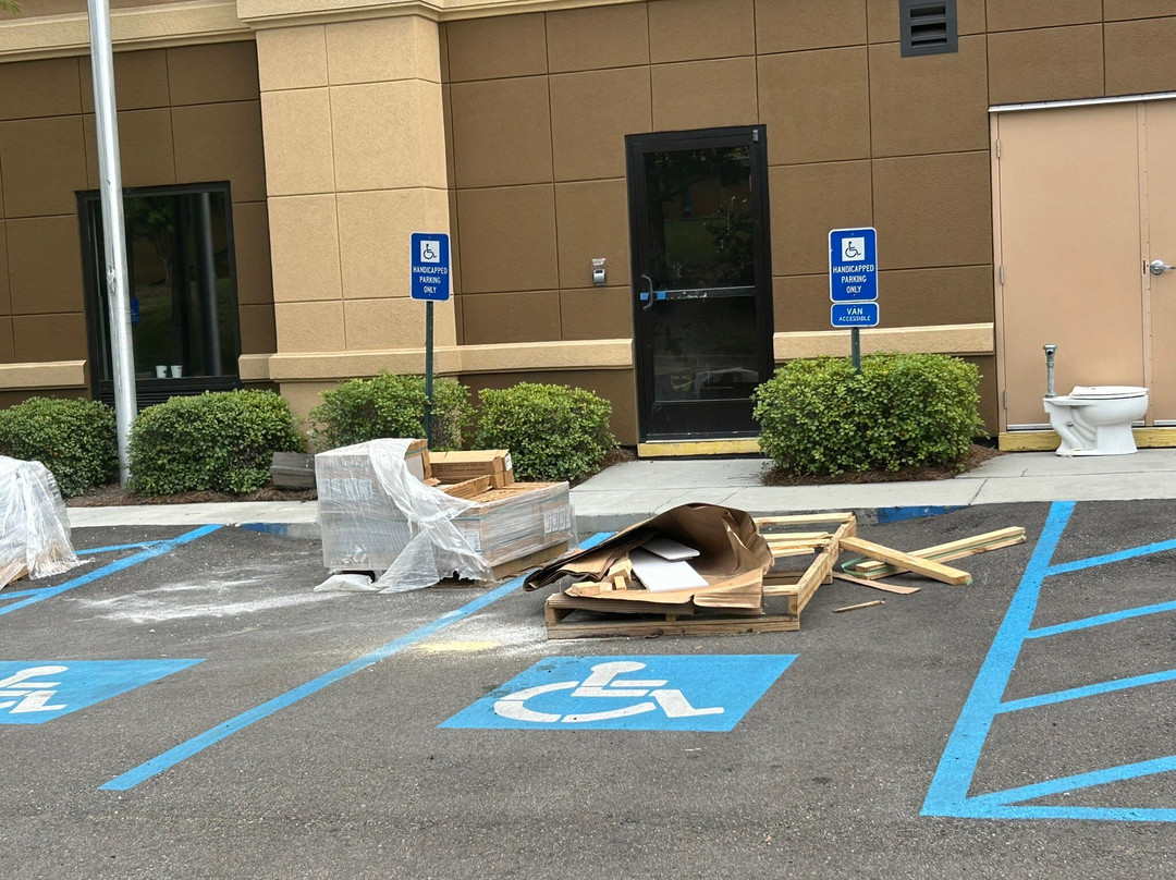 Hampton Inn & Suites Laurel, MS主图