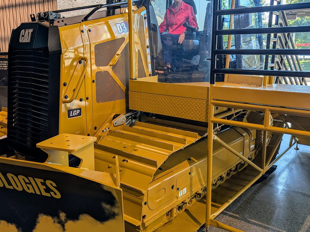 Caterpillar Visitors Center-皮奥里亚必去景点