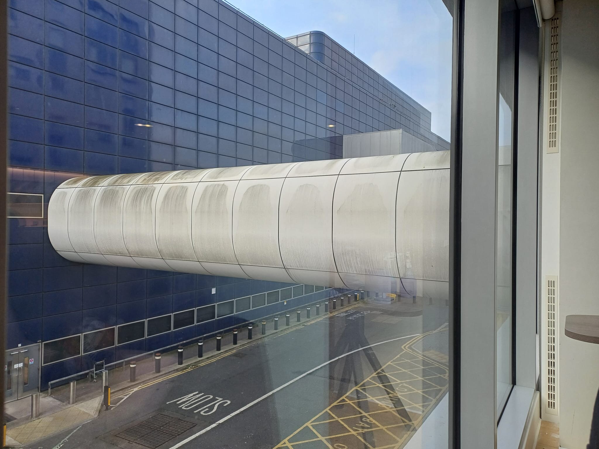 Hampton by Hilton London Gatwick Airport-浴室