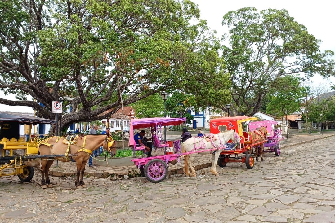 Largo das Forras-蒂拉登特斯必去景点