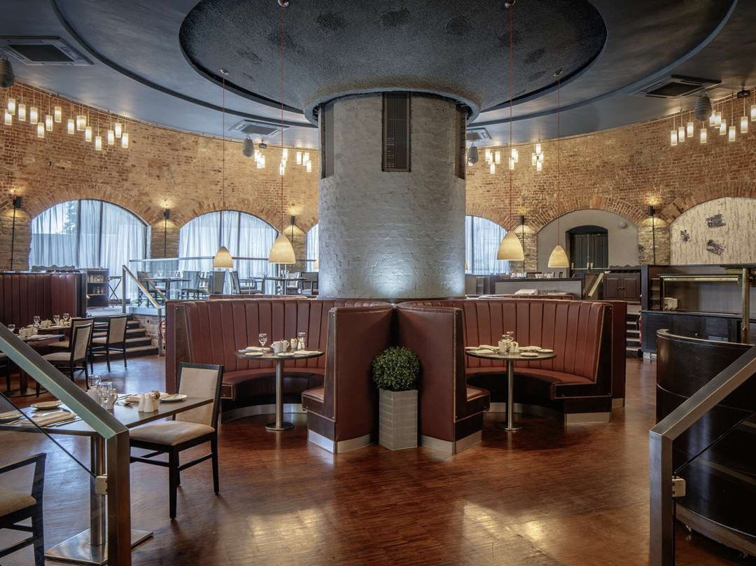 华美达布里斯托城酒店