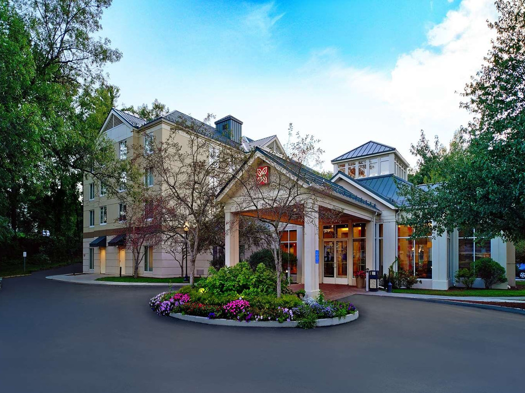 萨拉托加温泉酒店住宿-萨拉托加斯普林斯希尔顿花园酒店