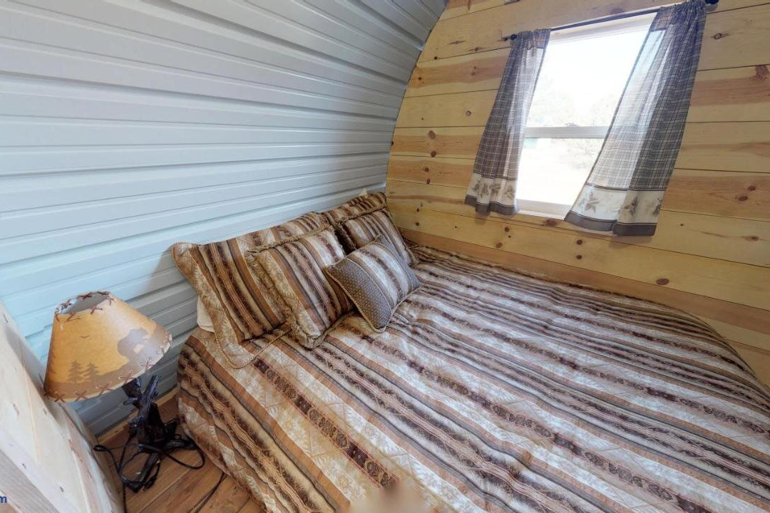 Western Covered Wagon