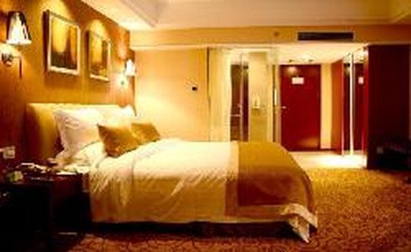 扉宿酒店（成都欢乐谷金府地铁站店）主图