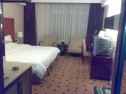 圆中方大酒店主图