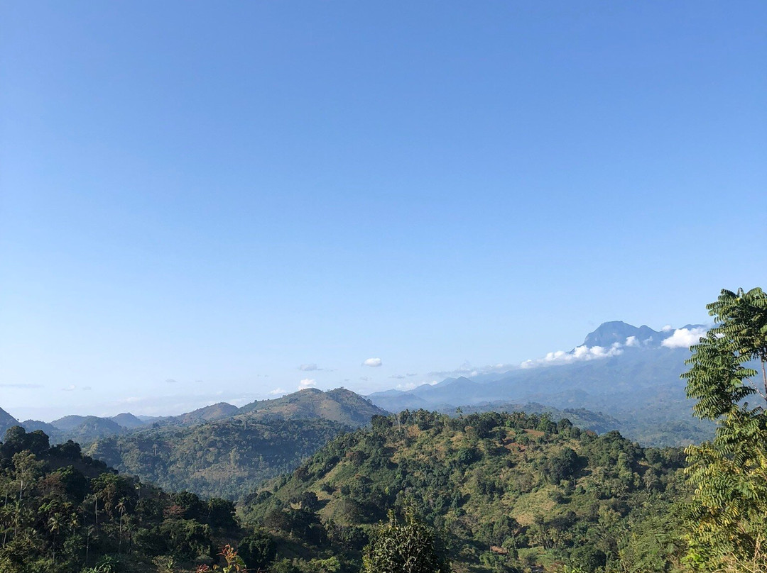 Kinole Waterfall-莫洛哥罗必去景点