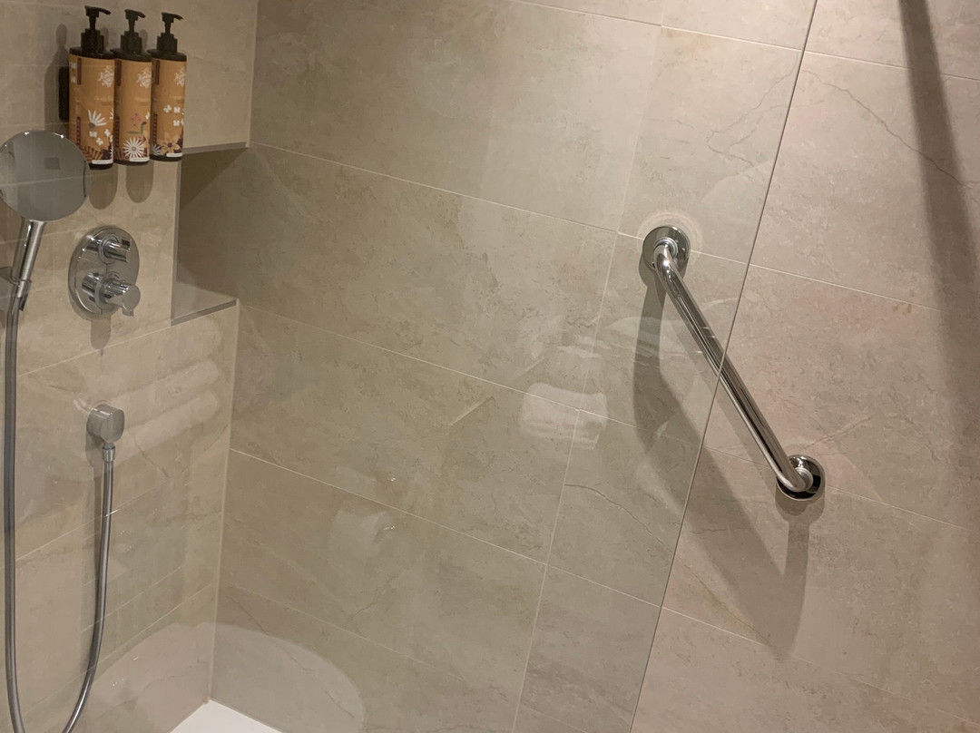 The McWilliam Park Hotel主图