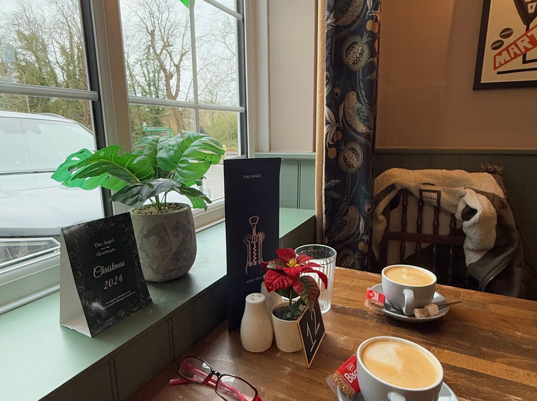 The Angel Inn Woolhampton主图