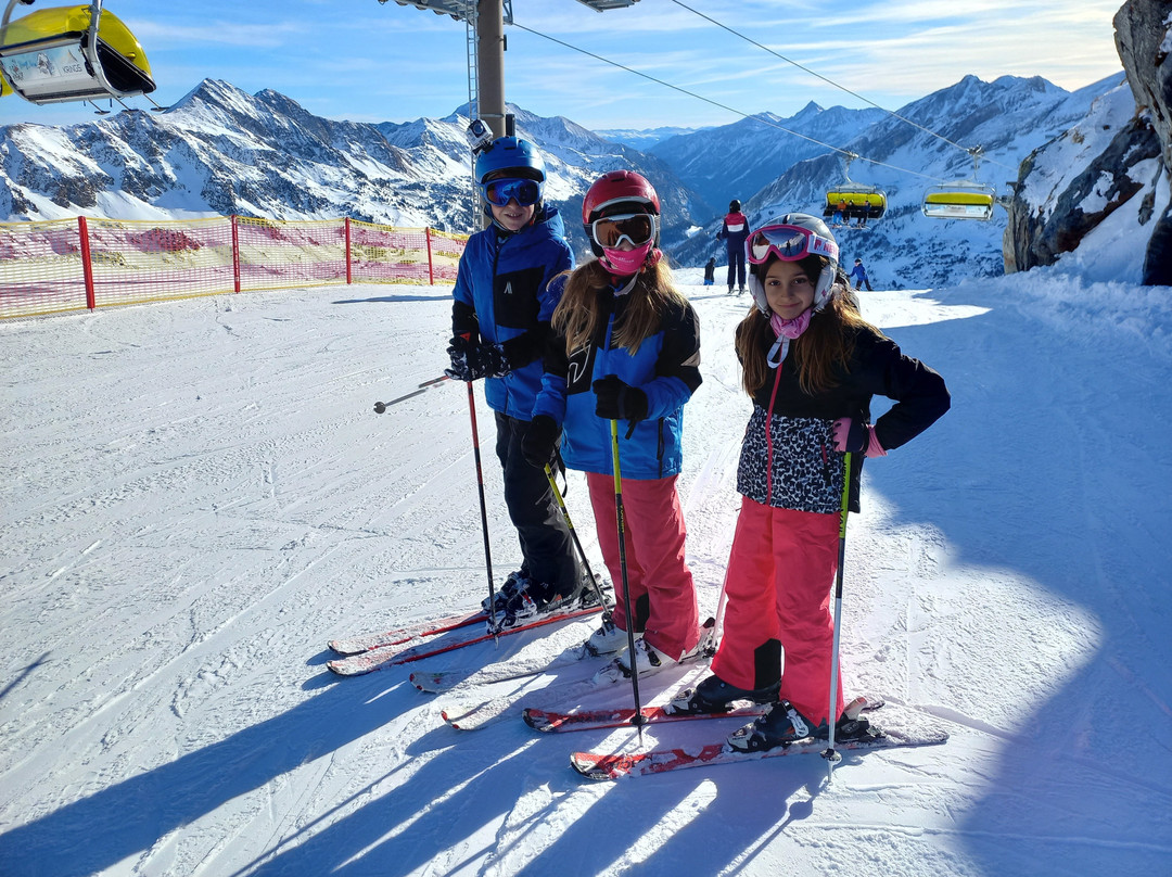 Skiing in Obertauern-上滔岸必去景点