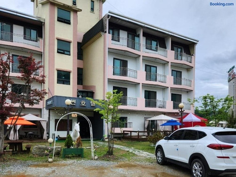 Hongcheon Supia Camping Karavan