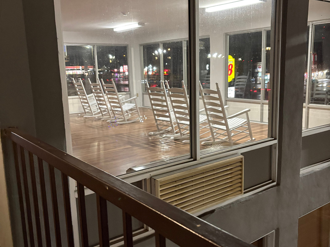 Super 8 by Wyndham Sevierville Riverside主图