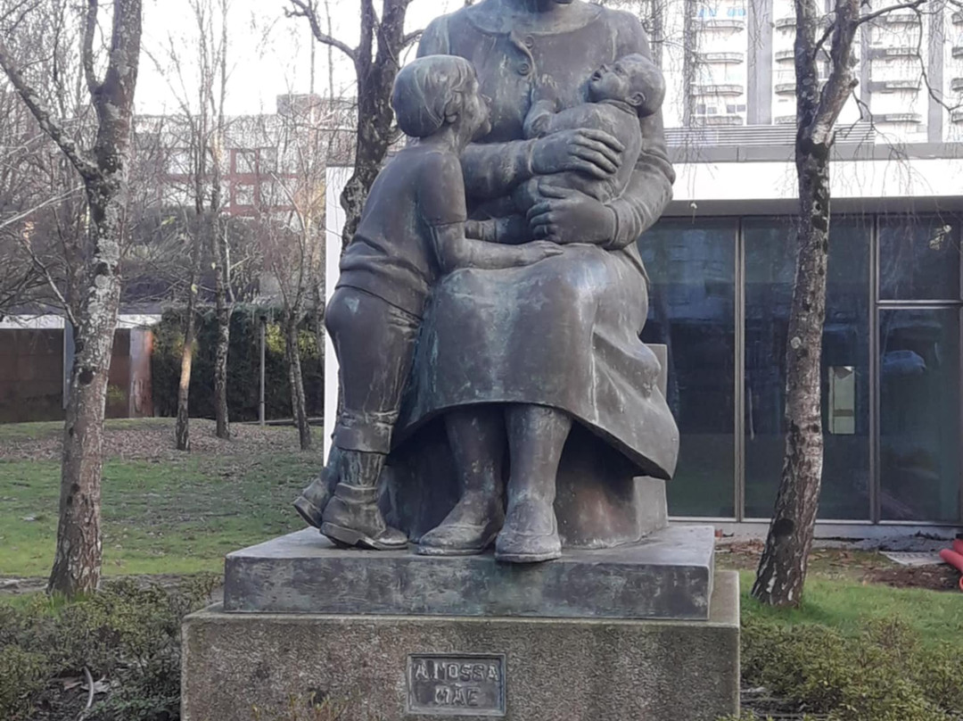 Monumento À Nossa Mãe景点图片