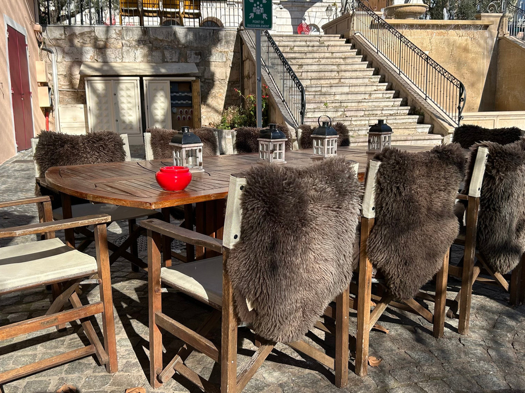 La Table Des Épiciers Chez Les Belges