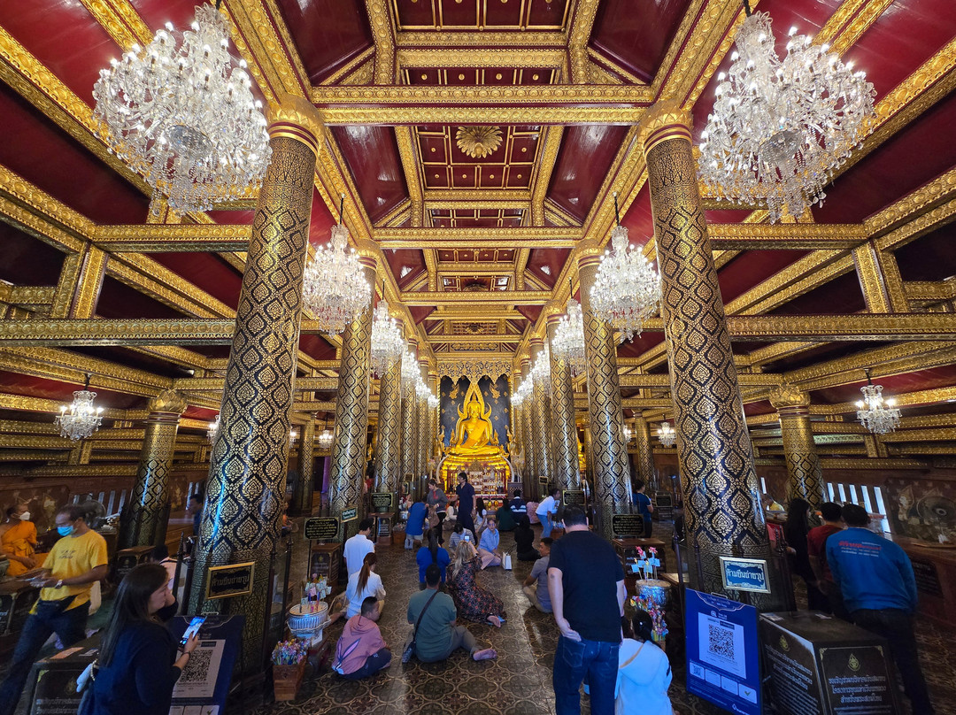 Phra Buddha Chinnarat景点图片