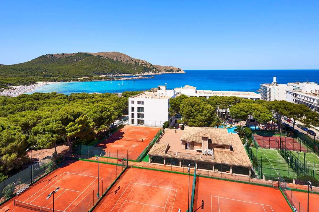Cala Agulla酒店住宿-Hotel & Spa S'Entrador Playa
