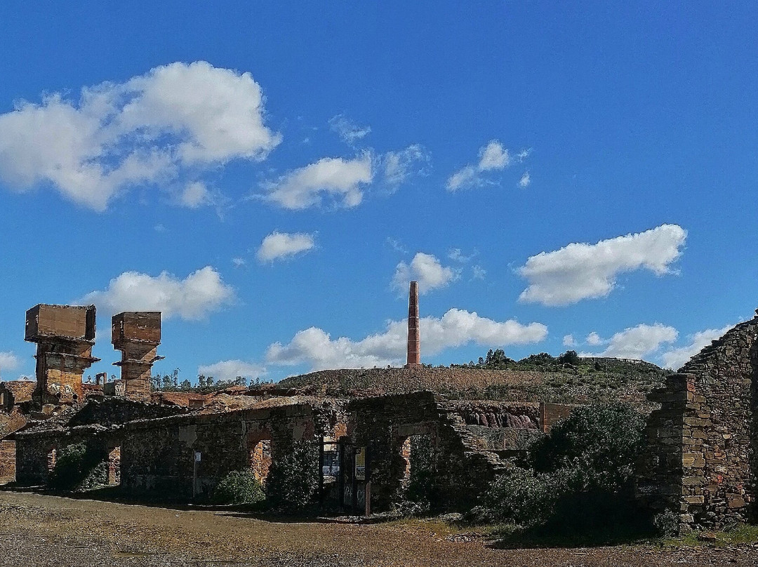Minas de São Domingos景点图片