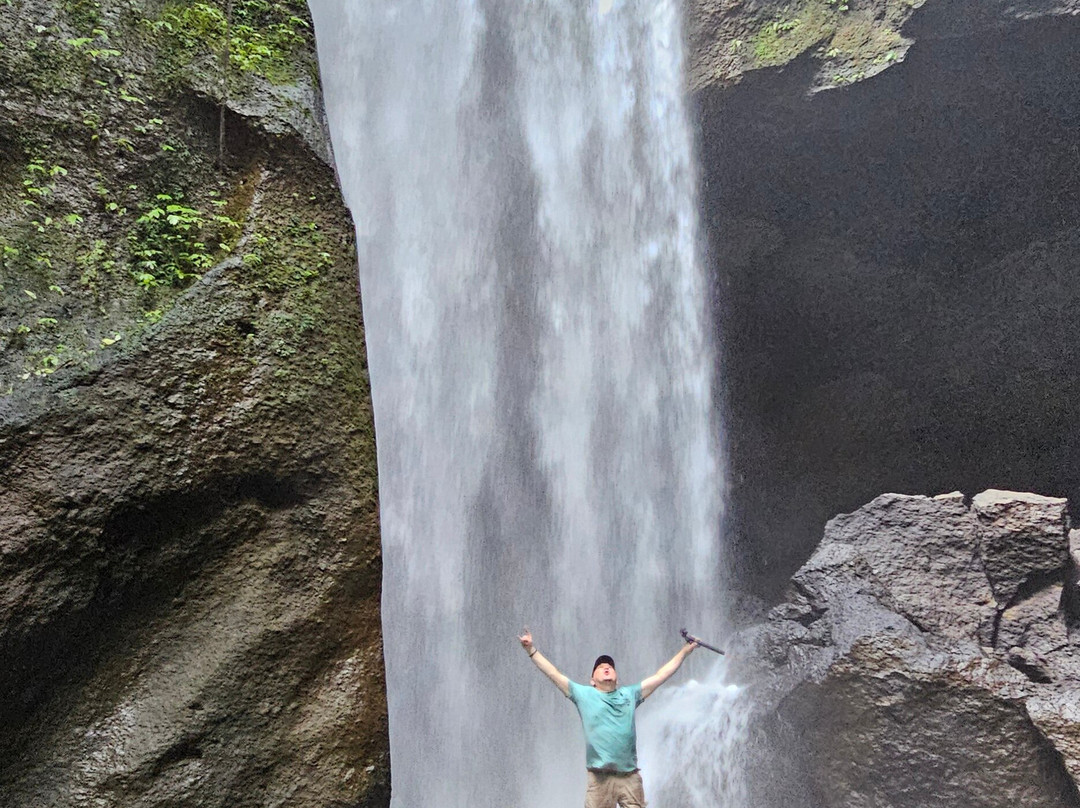 Goa Raja Waterall-Tembuku必去景点