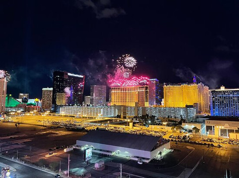 铂金酒店和水疗中心主图