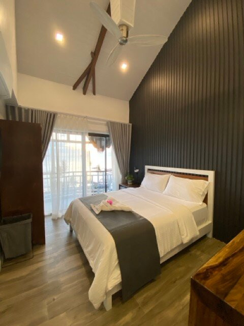 Crystal Blue Resort主图