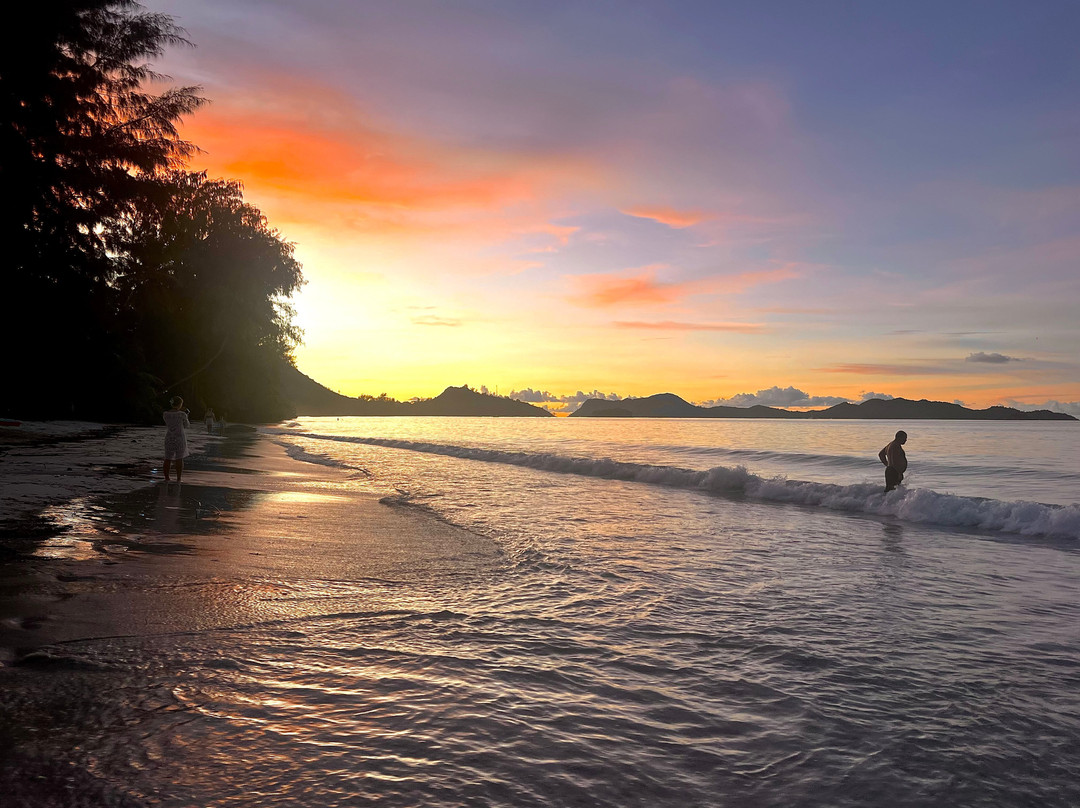 Cote d’Or Beach-普拉兰岛必去景点