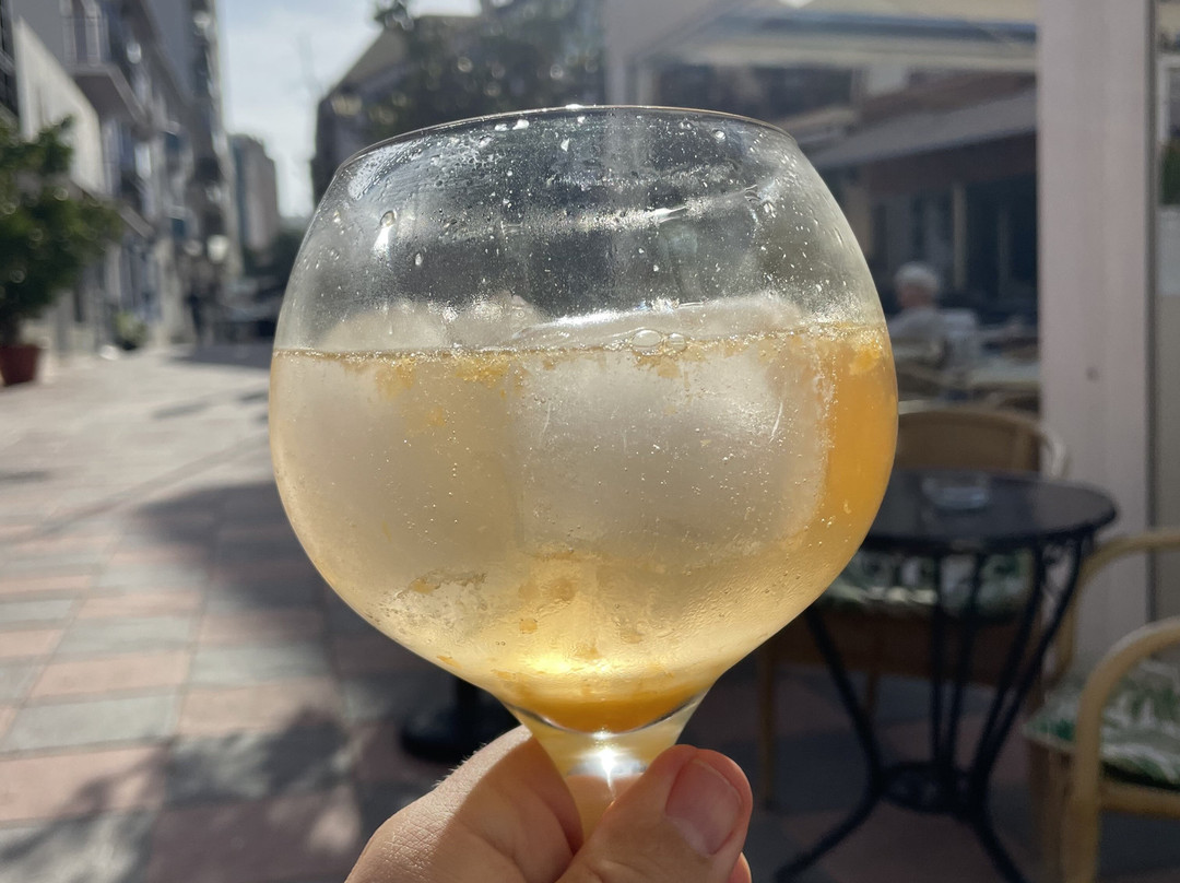 The Salon Varietes Theatre-福恩吉罗拉必去景点