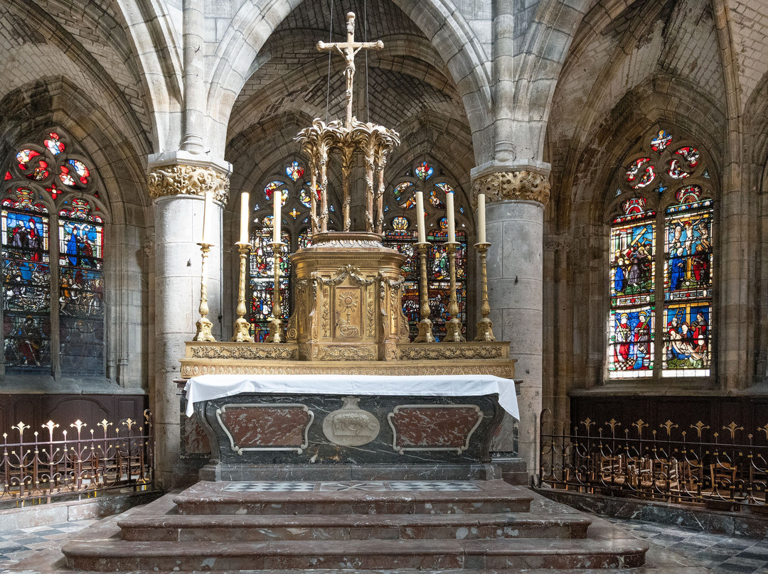 Eglise Saint-Alpin-香槟地区沙隆必去景点