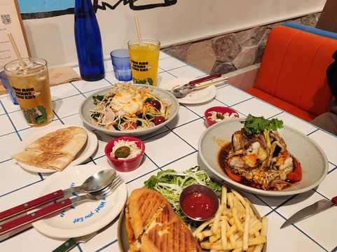 You Are What You Eat主图