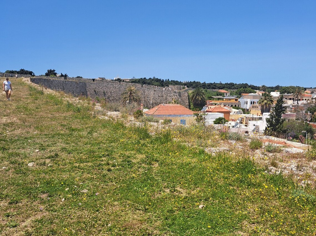 Fortifications of Rhodes-罗德城必去景点