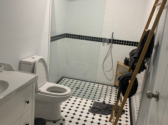 Kernow Charters Towers主图