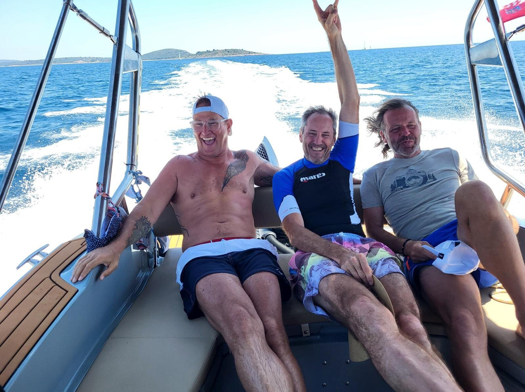 Morning Sea-特罗吉尔必去景点