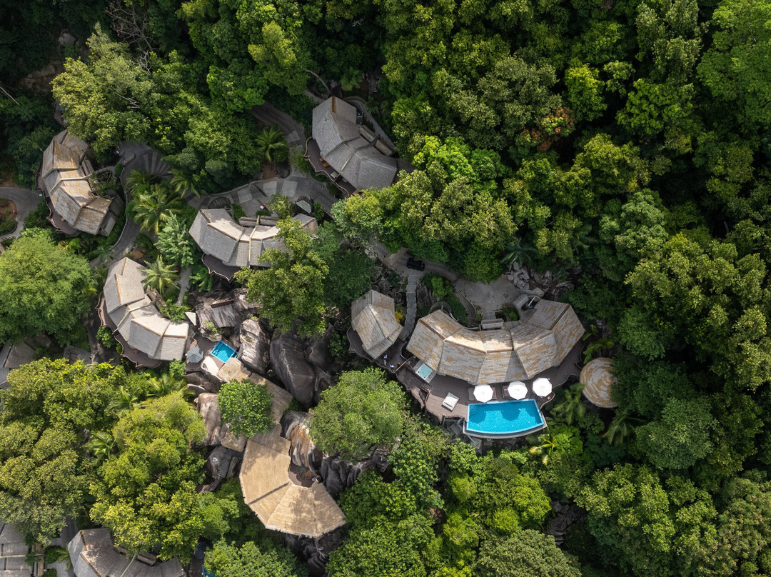 乐德麦尼得劳昂吉瑞尔度假村和Spa主图