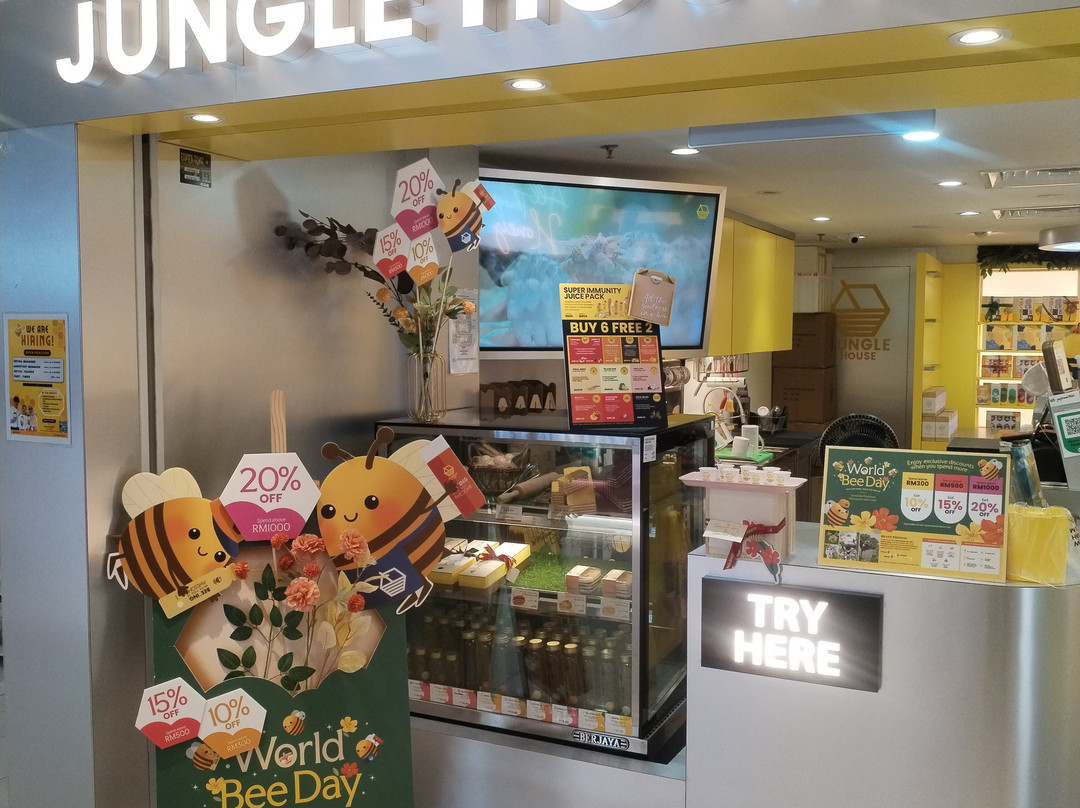 Jungle House, Gurney Plaza