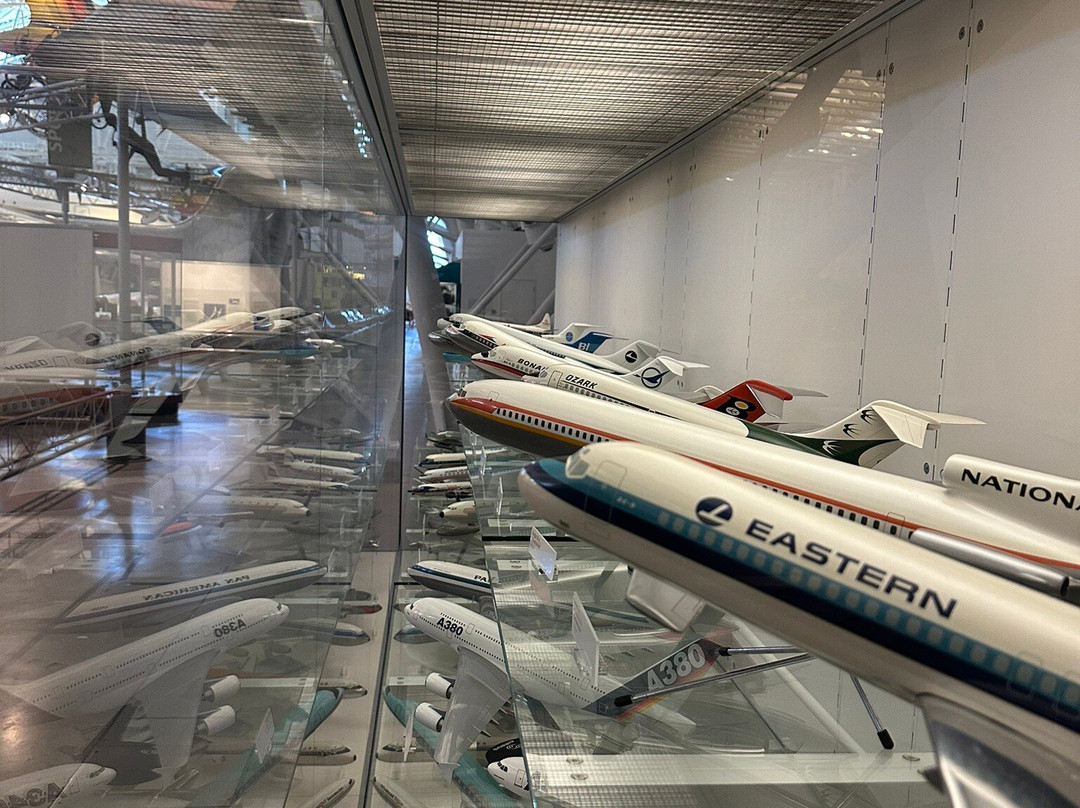 Steven F Udvar-Hazy Center-尚蒂利必去景点