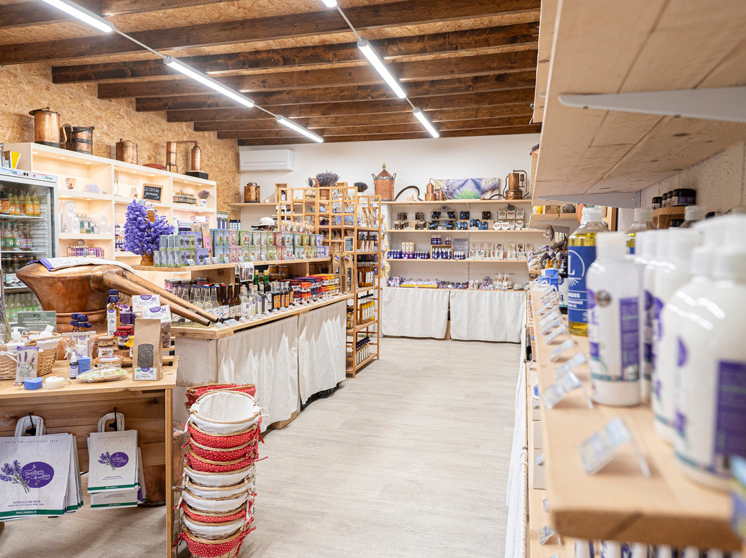 Distillerie des 4 Vallées-Chamaloc必去景点