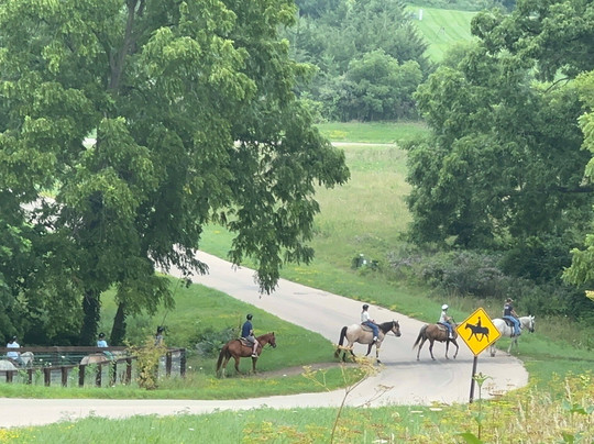 Shenandoah Riding Center-加利纳必去景点