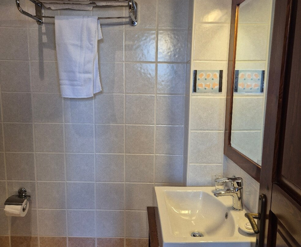 Hagiati Traditional Hotel主图