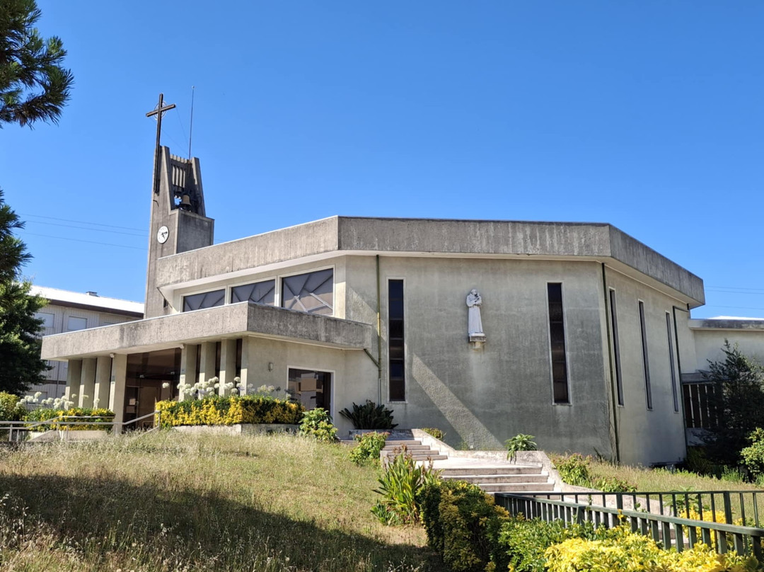Igreja Paroquial Santo António Do Corim