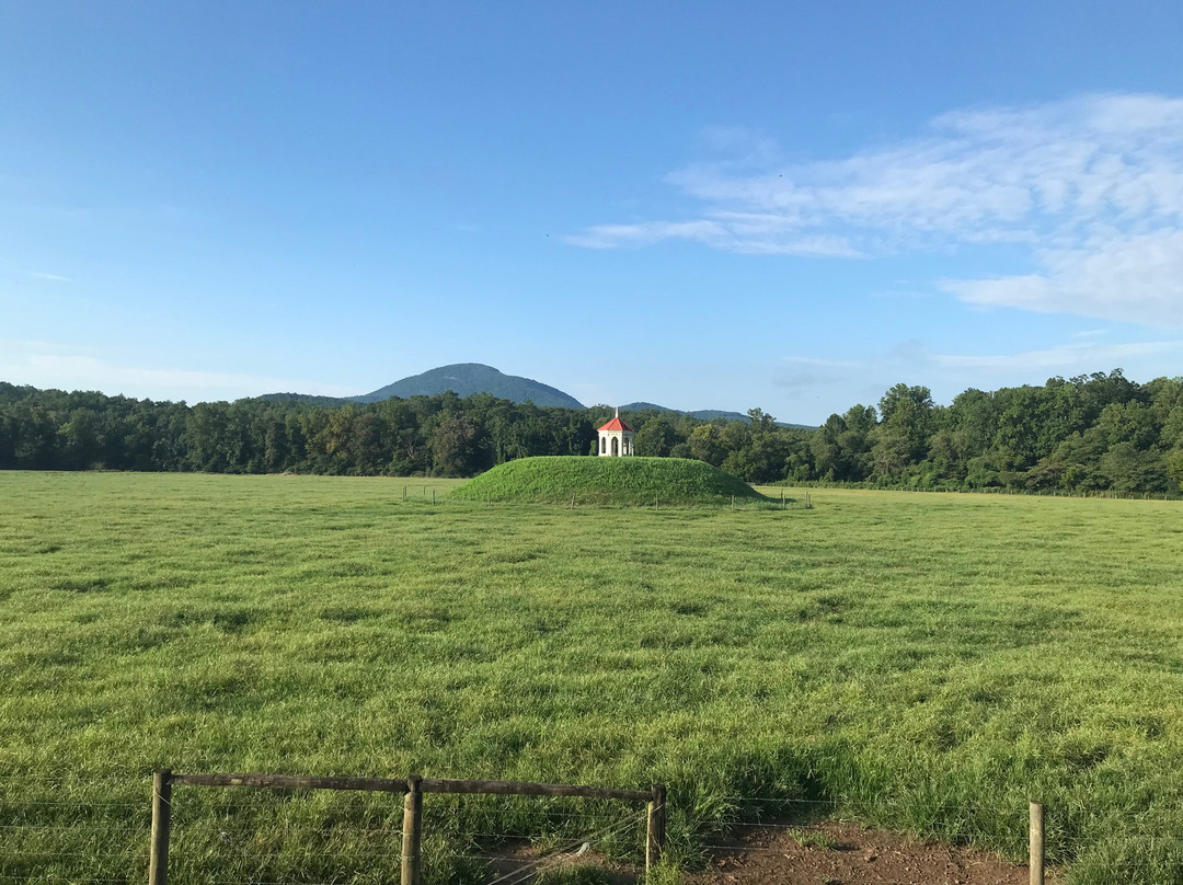 Romeo and Juliet Indian Mound Tragedy Site-海伦必去景点