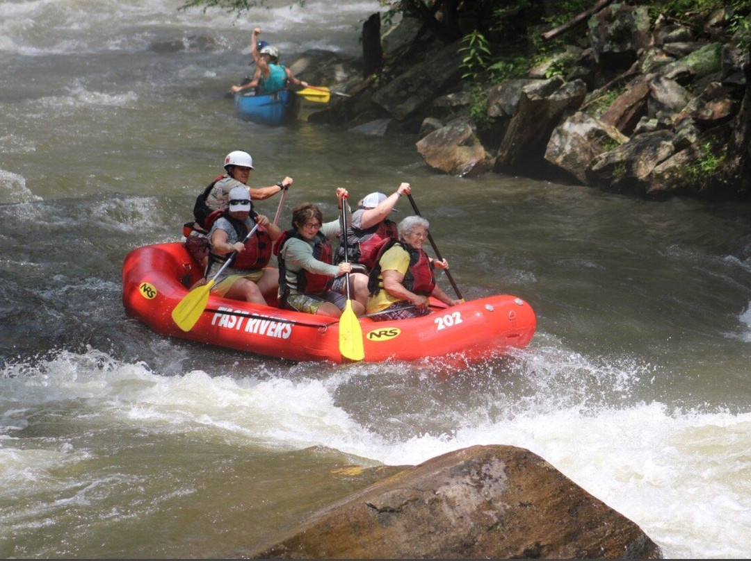 Nantahala Rafting with Fast Rivers-Topton必去景点