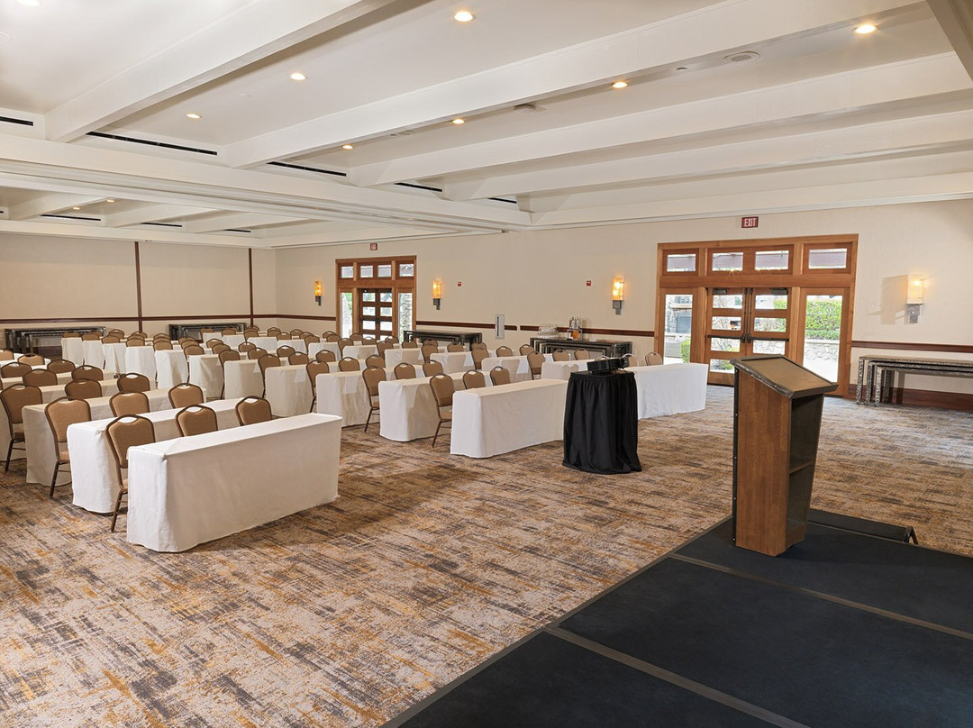 Temecula Creek Inn主图