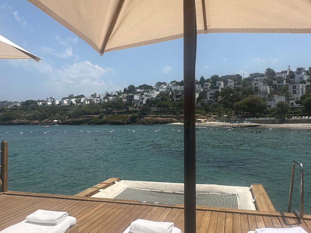 Beach Club at The Bodrum EDITION-Yalikavak必去景点