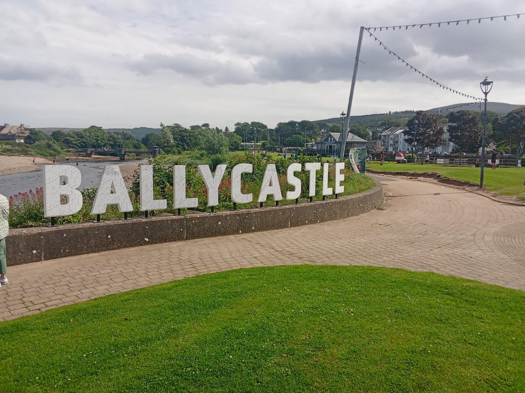 Ballycastle Beach-巴利卡斯尔必去景点