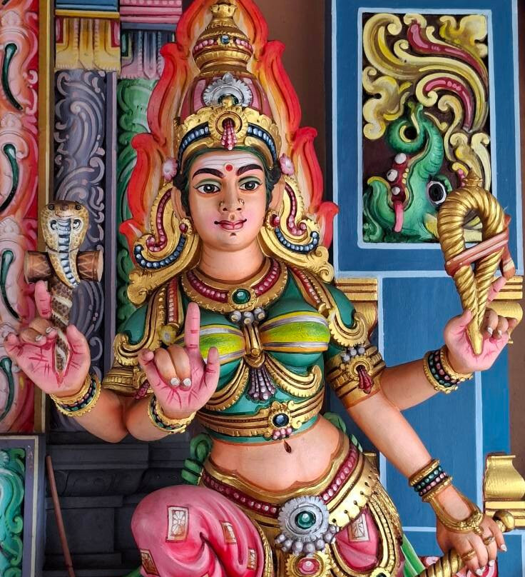 Kaylasson Temple-路易士港必去景点